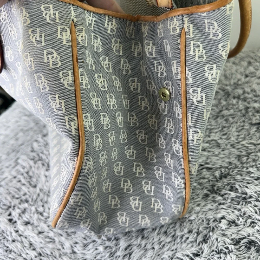 Dooney & Bourke Purse Canvas with Leather Trim Double Handle (Needs Zipper Pull)